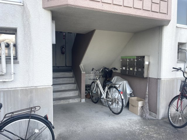 ベルフラワーのエントランス