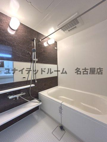 名古屋市中区栄１丁目の賃貸マンションの浴室