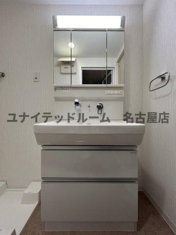 名古屋市中区栄１丁目の賃貸マンションの独立洗面台