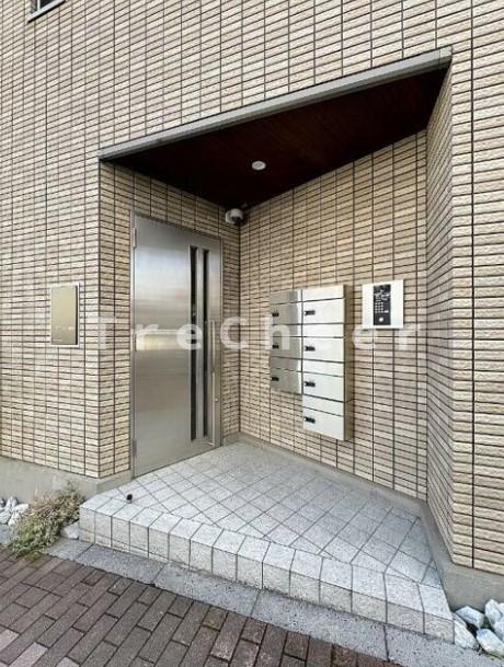 リブウェル西巣鴨のエントランス
