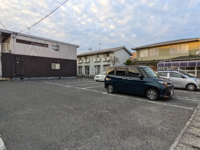 【駐車場】 | コンフォート今