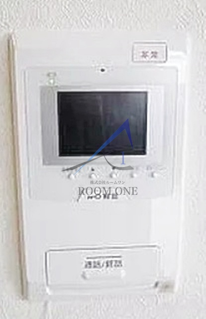 ルーブル大鳥居参番館のセキュリティ|モニター付きインターホンです。