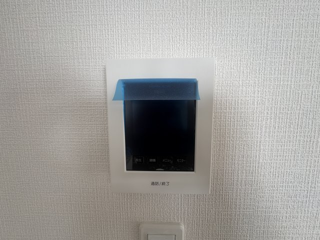 沖縄市知花（全5棟）A号棟のセキュリティ|A号棟　TVモニター付きインターフォン♪