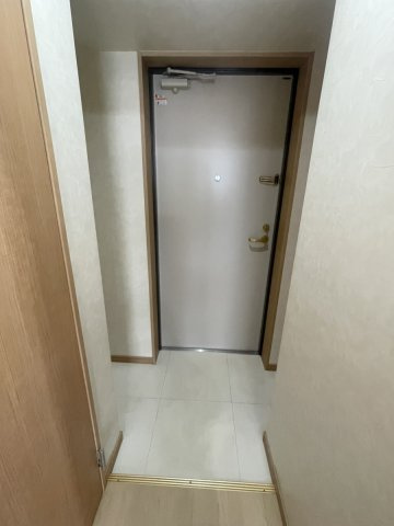ウイング21 中山下Ⅱの玄関