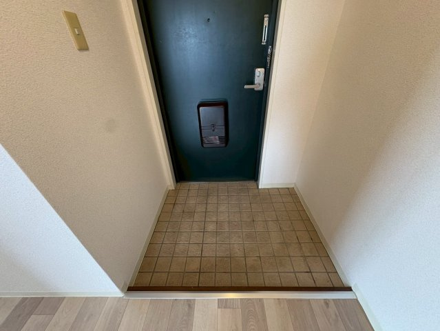 ブラザービル八幡｜名古屋市の賃貸ならMy賃貸の玄関|ブラザービル八幡
