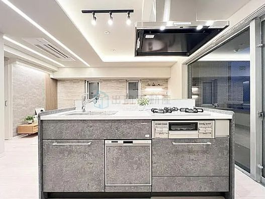 新宿区西新宿５丁目の賃貸マンションのキッチン