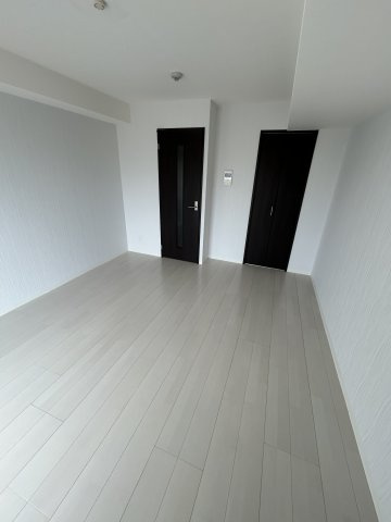 BLANCCOURT塚本の洋室