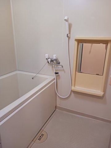 リバーサイド藤和Ａの浴室|コンパクトで使いやすいお風呂です