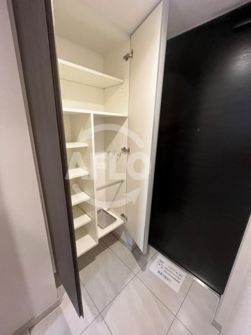 CREATIF堂島の収納|クレストコート堂島　シューズボックス