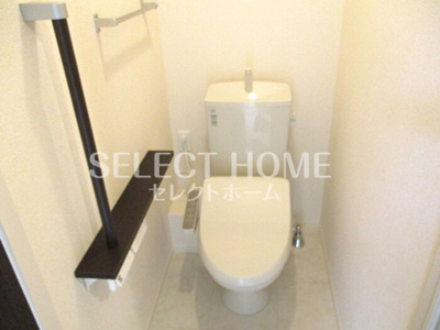 【トイレ】 | Ｄ－ｒｏｏｍ上地　Ｂ棟 | ゆったりとした空間のトイレです