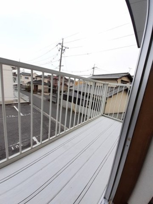【バルコニー】 | シティハイツ小銭Ｂ | 外からの目が気にならないバルコニーで洗濯物が干せます
