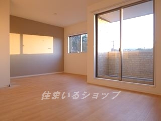 ピトレスク高陽の居間・リビング
