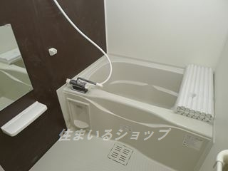 ピトレスク高陽の浴室|追い焚き・浴室暖房乾燥機あり
