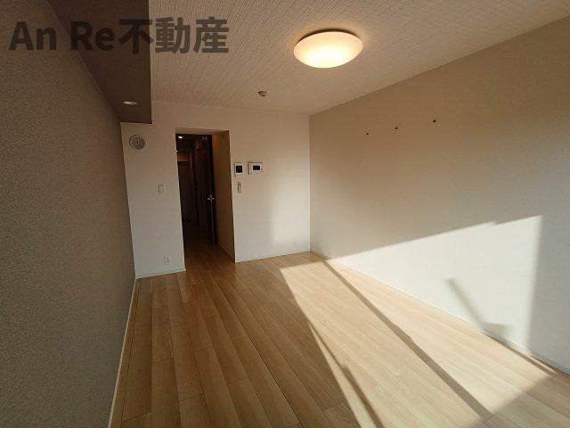 さいたま市緑区大字大門のアパートの寝室