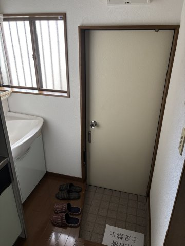 三鷹市井の頭１丁目のアパート