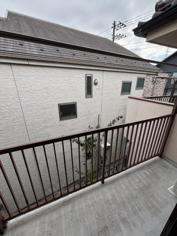 三鷹市井の頭１丁目のアパート