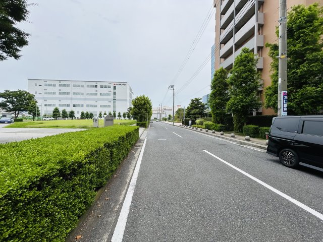 全力改装中！！当初の予定より遅れていますが、８月には完成？する様な気もしています。。。それまで少し期待を込めつつお待ちください。さーせん！！『ベイステージ横浜４３２』リフォームの周辺