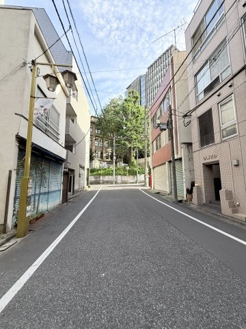 ライオンズ早稲田ミレスの周辺