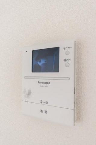 横手ビルのその他|ＴＶモニター付きインターホン、防犯にも安心です♪
