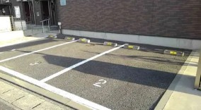 レオネクストハイドパークの駐車場