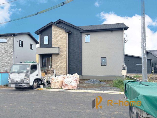 水戸市住吉町4期　新築戸建て　9号棟の外観|ご予約を頂ければ、『平日』はもちろん『早朝』や『夜間』もご見学可能です♪お気軽にお申し付けください♪
