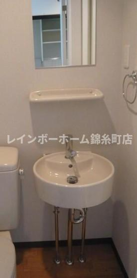 カラーブリアの独立洗面台