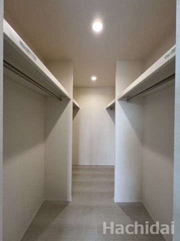 碧南市笹山町3丁目　新築戸建＜1号棟＞の収納|7.0帖洋室ウォークイン