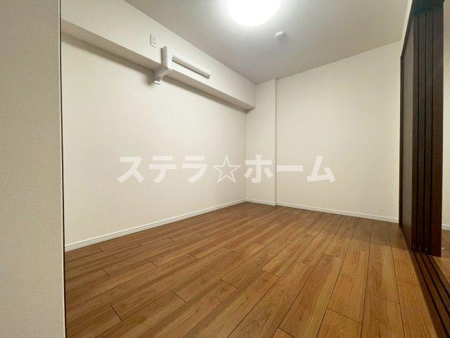 新大阪スカイハイツの洋室|コンパクトで使いやすい洋室です