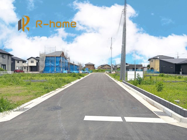 水戸市住吉町4期　新築戸建て　10号棟の前面道路含む現地写真|周辺環境も併せて案内致します♪
ぜひ現地へお越しください♪