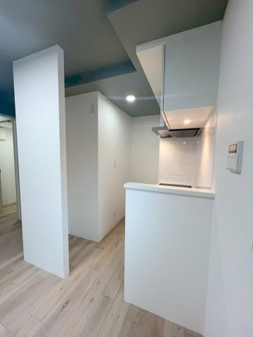 CASA　PIAZZA　西日暮里の洋室