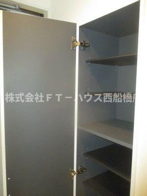 リブリ・ルフェリドーチェ 船橋の収納