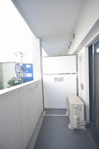 ベルエ難波西のバルコニー