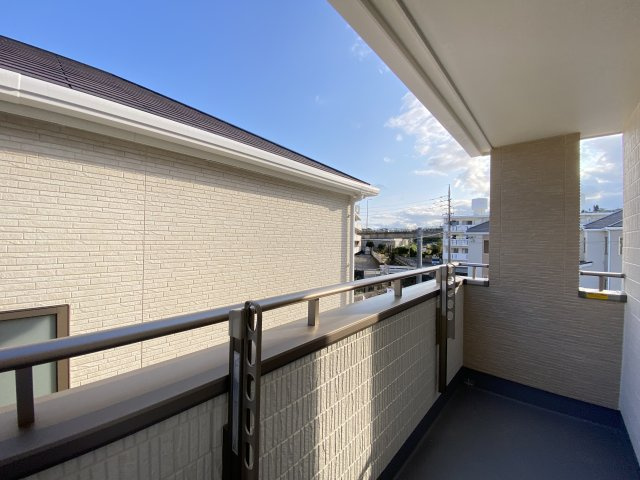 沖縄市知花（全5棟）B号棟のバルコニー|※同仕様写真です