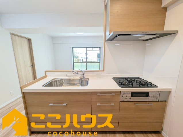 マンション長田11のキッチン|家事のしやすいシステムキッチン