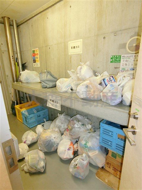 レジディア大森のその他共用部分|曜日時間関係なくゴミ出し可能な敷地内ゴミ捨て場