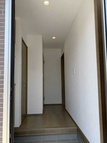大久保町西島　新築一戸建ての玄関