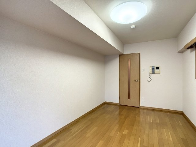 ルーブル小石川弐番館の内装|※反転タイプ
