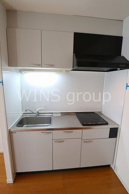 世田谷区豪徳寺１丁目の賃貸マンションのキッチン|IH2口のシステムキッチン