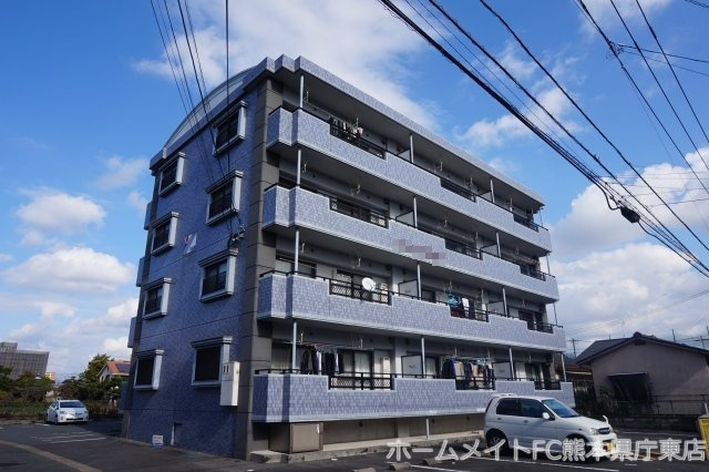 熊本市南区田井島２丁目の賃貸マンションの外観