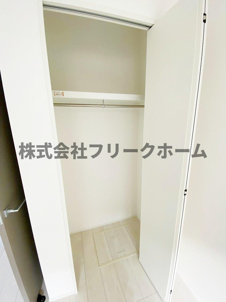 小金井市貫井南町４丁目のアパートの収納