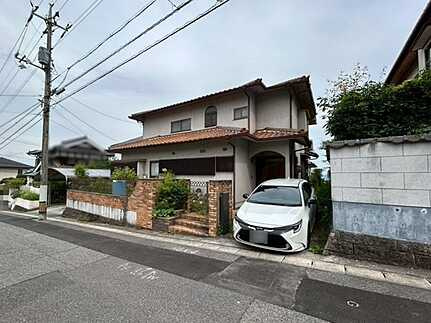 佐伯区薬師が丘２丁目の前面道路含む現地写真