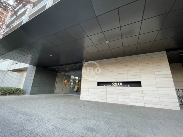 ours　豊仁小学校区のエントランス|ours　エントランス