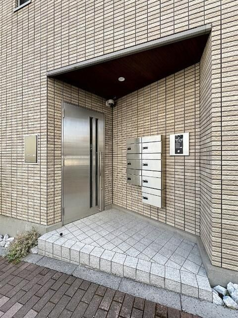 リブウェル西巣鴨のエントランス