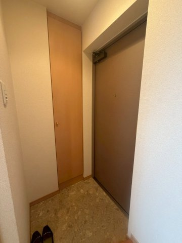【玄関】