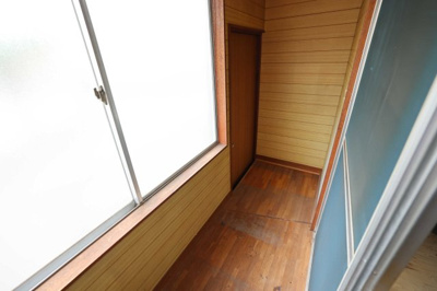 【その他】 | 毛呂山町市場 中古住宅 | 和室６帖に続く板の間