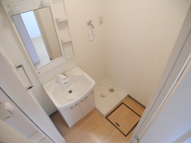 forest view泉の洗面所|※反転間取りのお部屋の写真です。