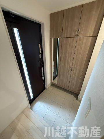 住宅性能評価W取得　税制優遇の長期優良住宅の玄関|キッズスペースございます！ご家族お揃いでご来店ください