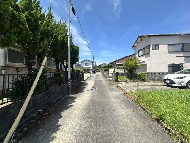 大善寺町宮本の前面道路含む現地写真