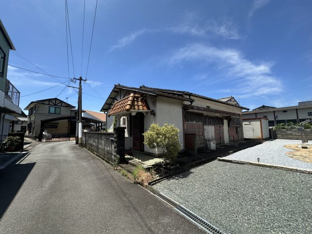 大善寺町宮本の前面道路含む現地写真