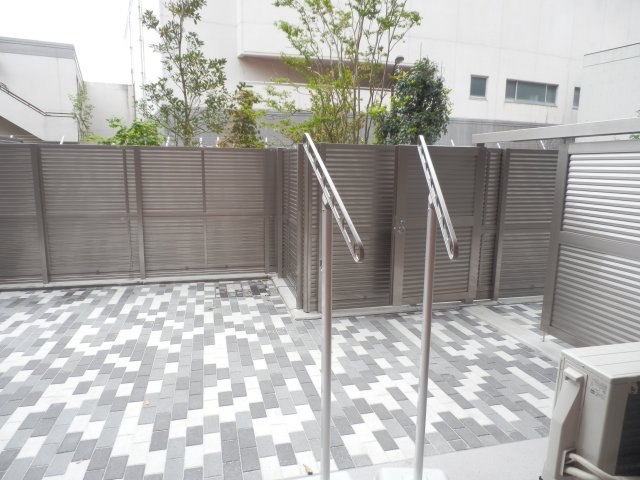 びゅうリエットグラン新宿戸山のバルコニー